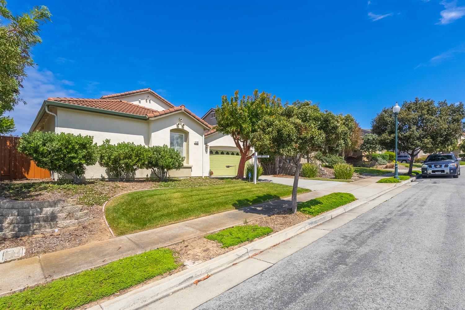 Detail Gallery Image 3 of 67 For 4740 Sea Ridge Ct, Seaside,  CA 93955 - 5 Beds | 3 Baths