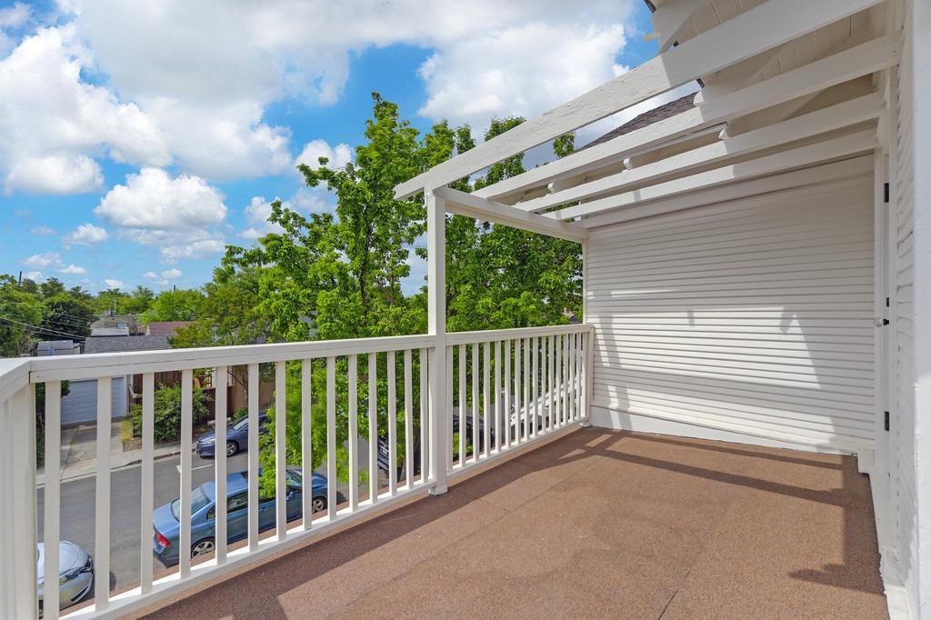 Detail Gallery Image 26 of 59 For 1333 33rd St, Sacramento,  CA 95816 - 5 Beds | 2 Baths