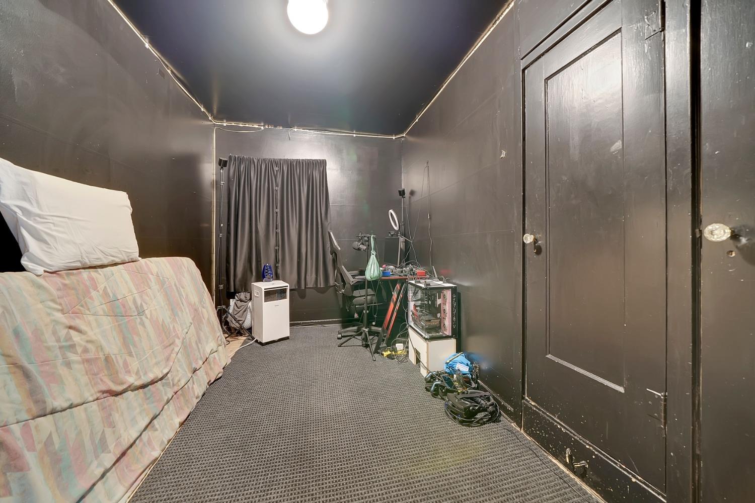 Detail Gallery Image 33 of 72 For 217 S Buena Vista St, Ione,  CA 95640 - 5 Beds | 2 Baths