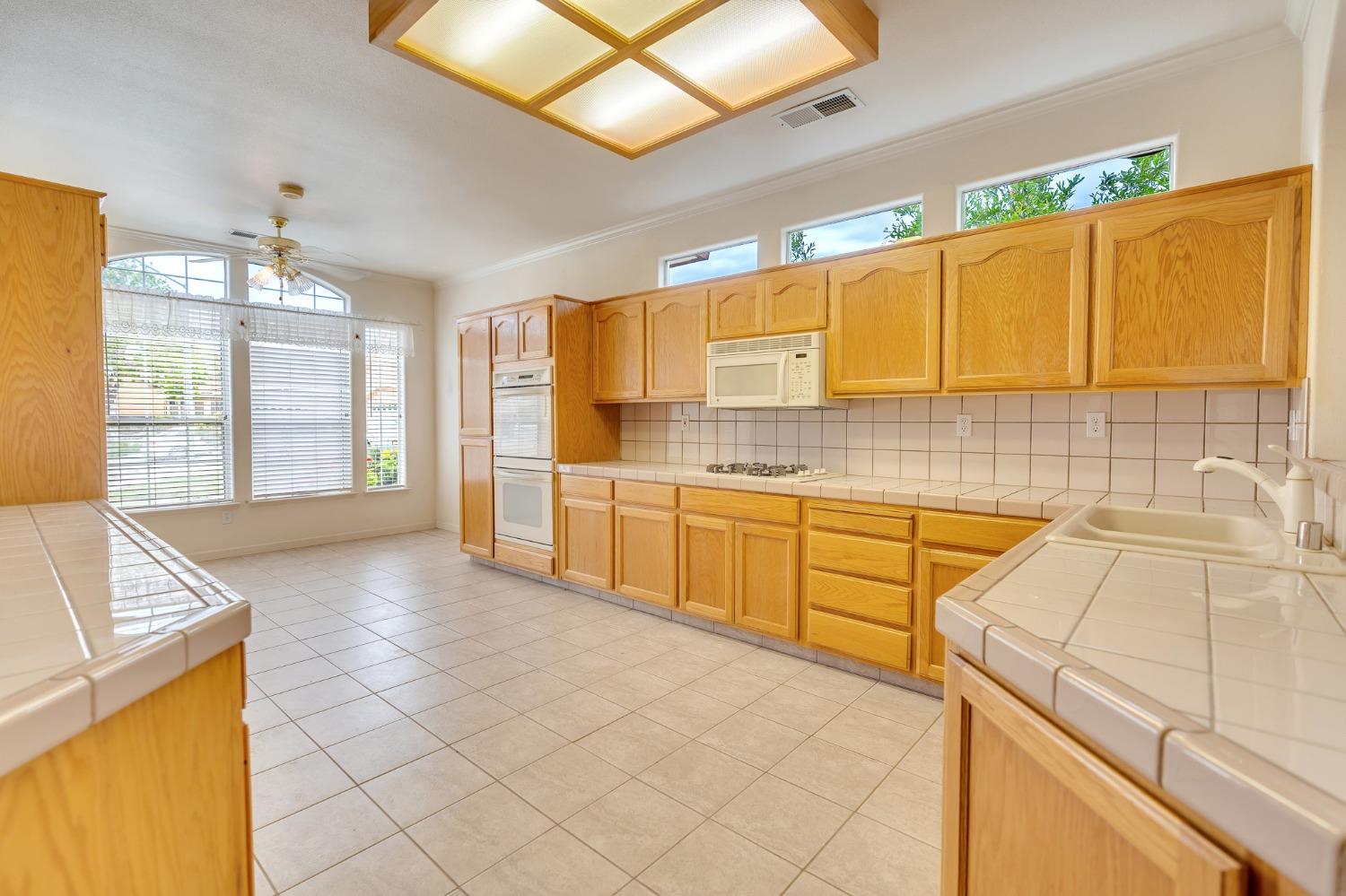 Detail Gallery Image 24 of 62 For 722 Ruddy Ct, Los Banos,  CA 93635 - 3 Beds | 2 Baths