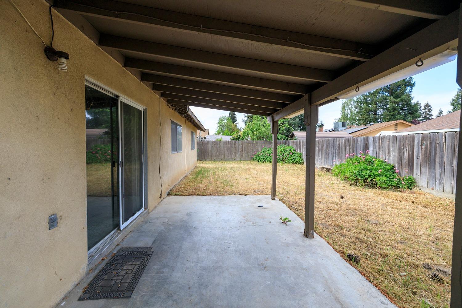 Burgundy Drive, Escalon, California image 36