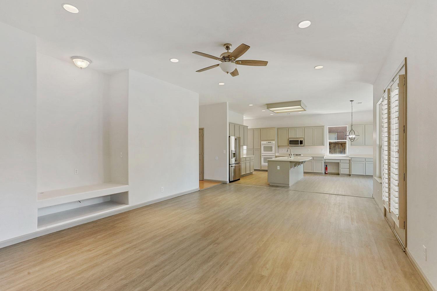 Detail Gallery Image 27 of 64 For 619 Pecan Dr, Ripon,  CA 95366 - 5 Beds | 4 Baths