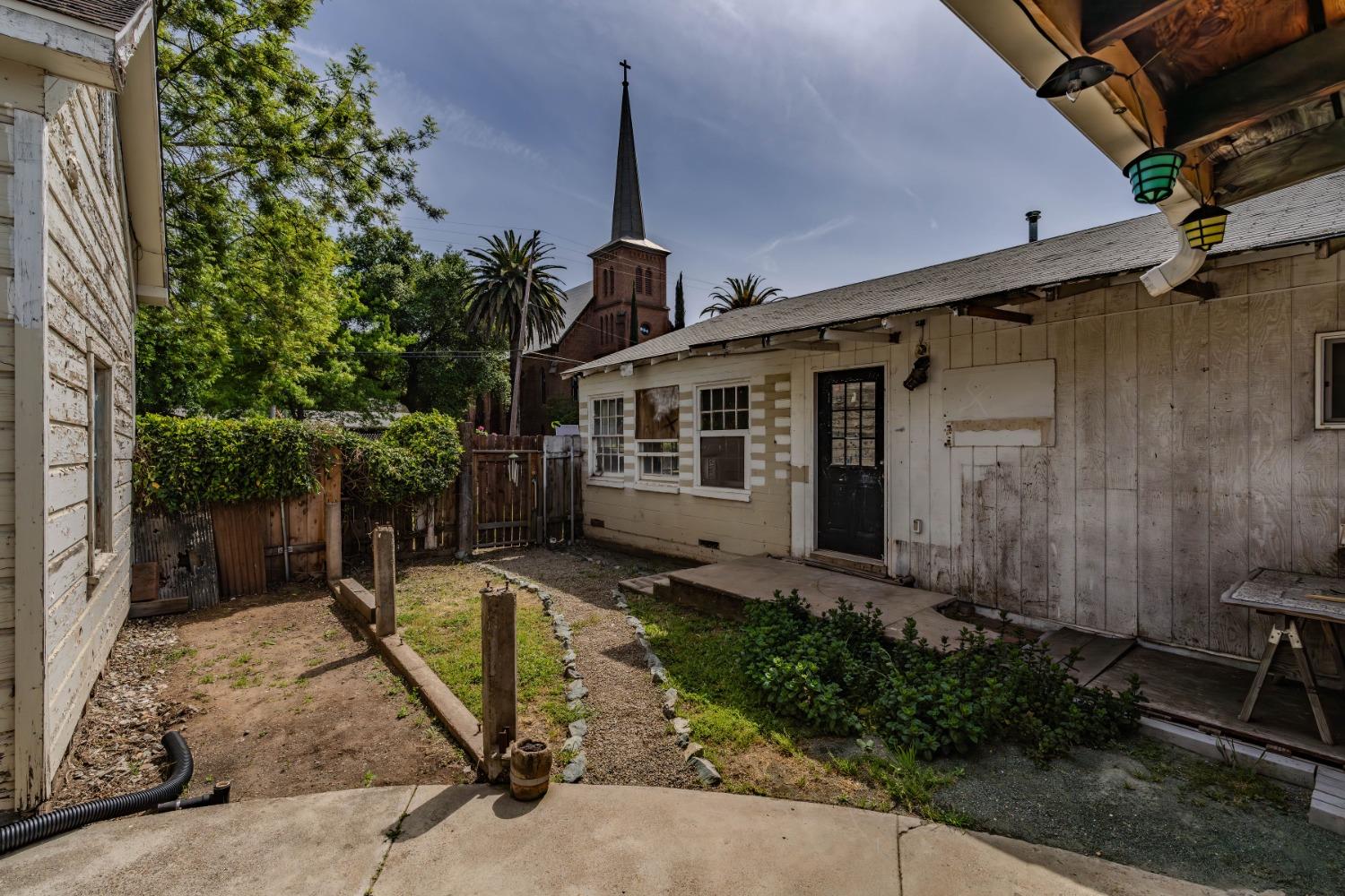 Detail Gallery Image 39 of 72 For 217 S Buena Vista St, Ione,  CA 95640 - 5 Beds | 2 Baths