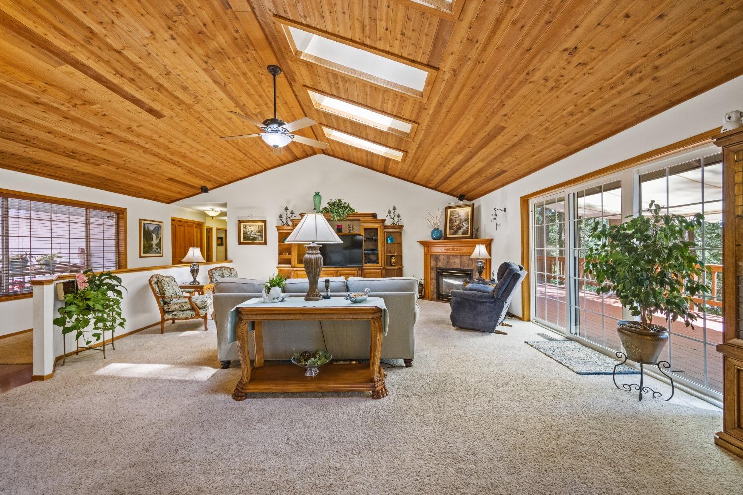 Detail Gallery Image 22 of 73 For 4013 Garnet Rd, Pollock Pines,  CA 95726 - 4 Beds | 3 Baths
