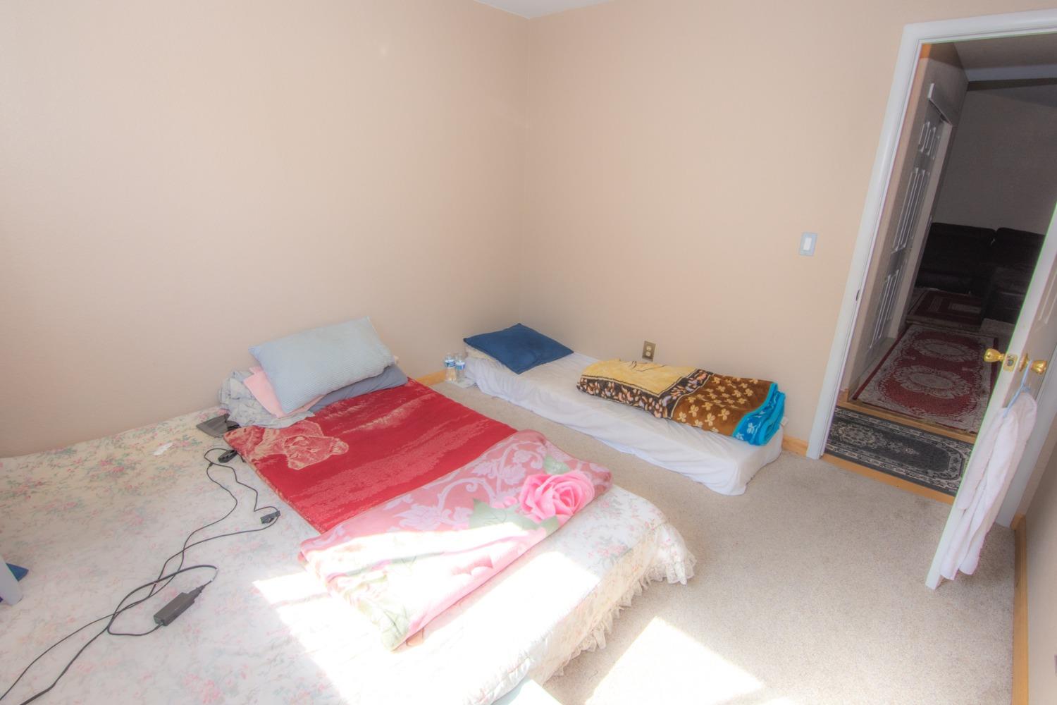 Detail Gallery Image 23 of 30 For 5320 Summerbrook Way, Sacramento,  CA 95823 - 3 Beds | 2 Baths