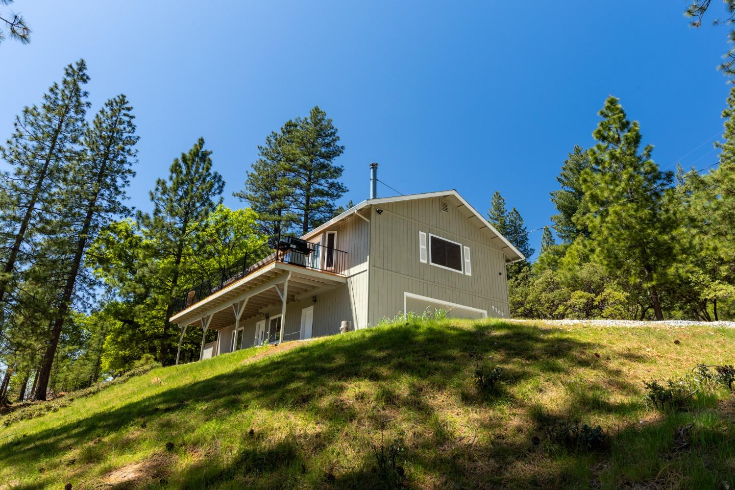 Wildrose Drive, Grizzly Flats, California image 34