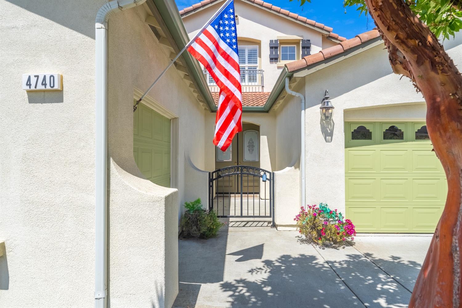 Detail Gallery Image 7 of 67 For 4740 Sea Ridge Ct, Seaside,  CA 93955 - 5 Beds | 3 Baths