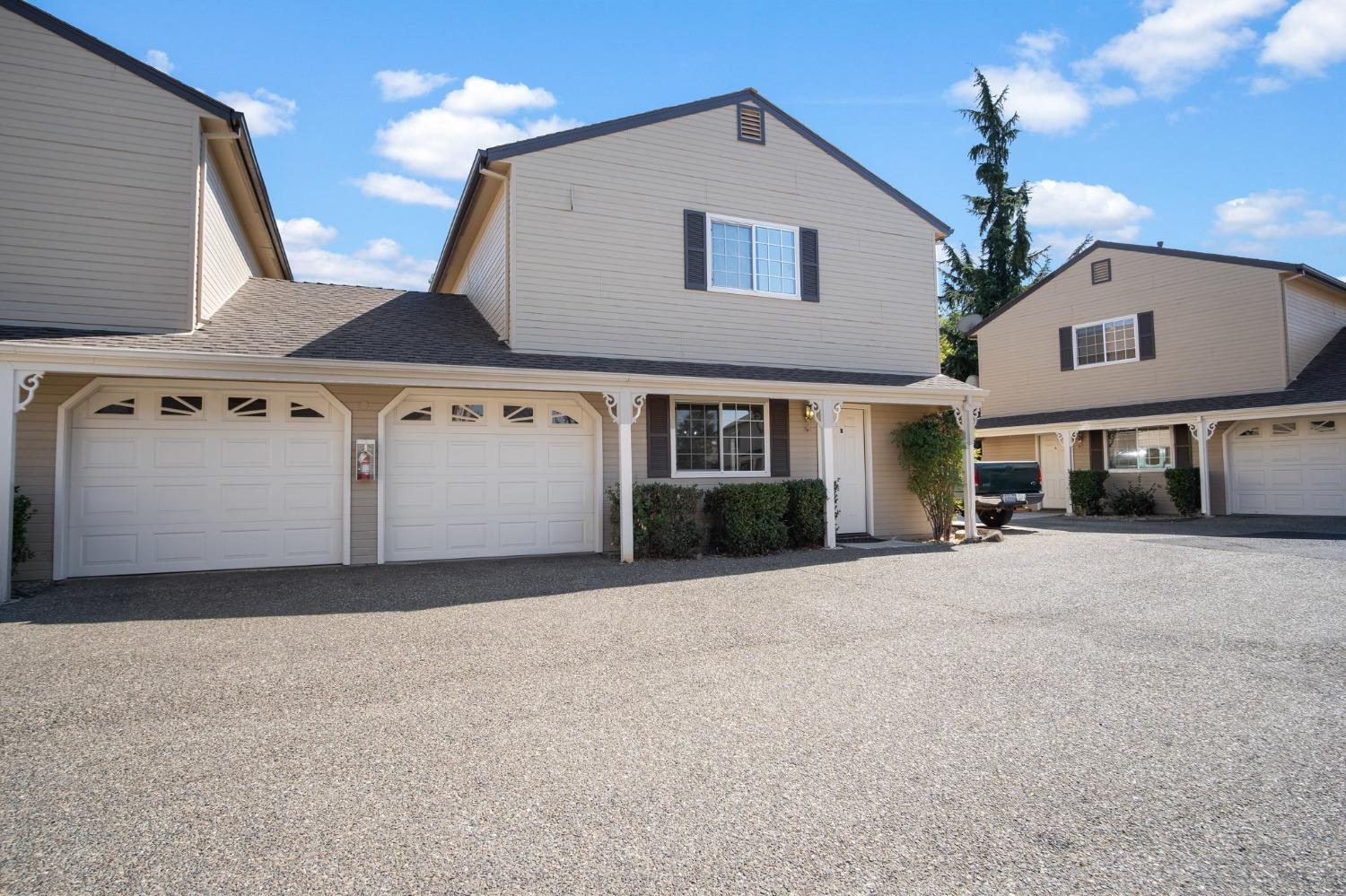 Darpinian Way, Sonora, California image 2