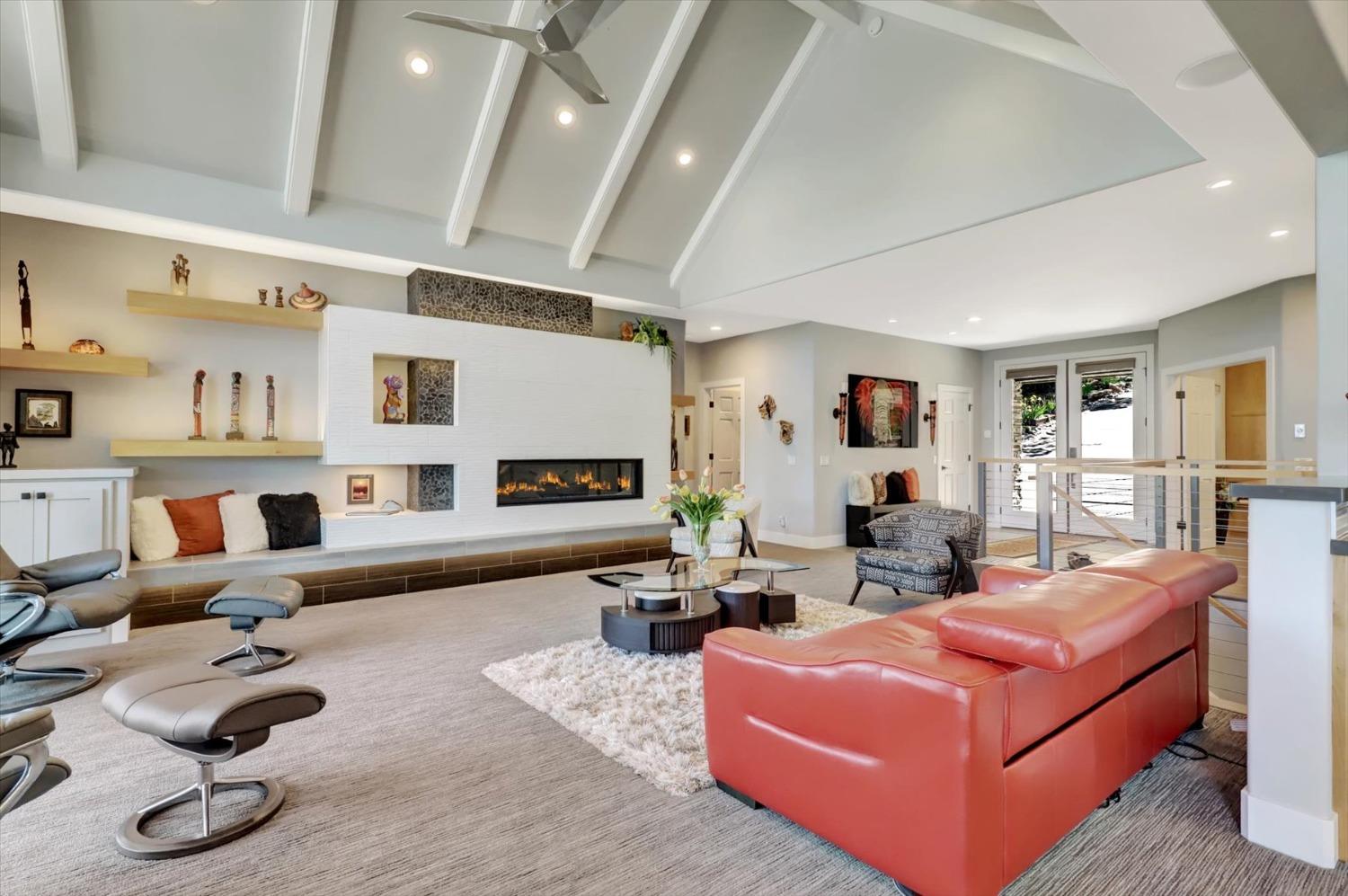 Detail Gallery Image 11 of 85 For 18388 Chaparral Dr, Penn Valley,  CA 95946 - 4 Beds | 3 Baths