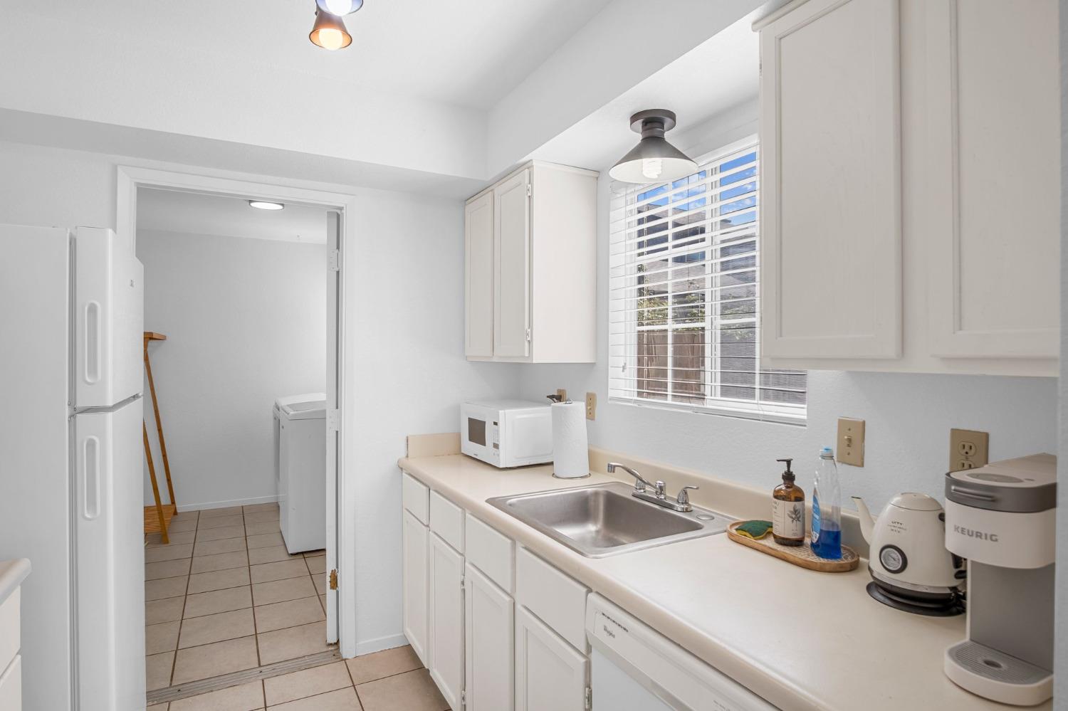 Darpinian Way, Sonora, California image 38