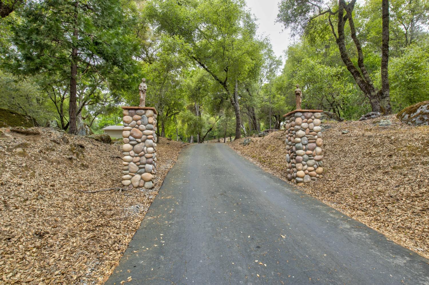 Detail Gallery Image 72 of 97 For 6909 Flat Creek Rd, Somerset,  CA 95684 - 3 Beds | 2/1 Baths