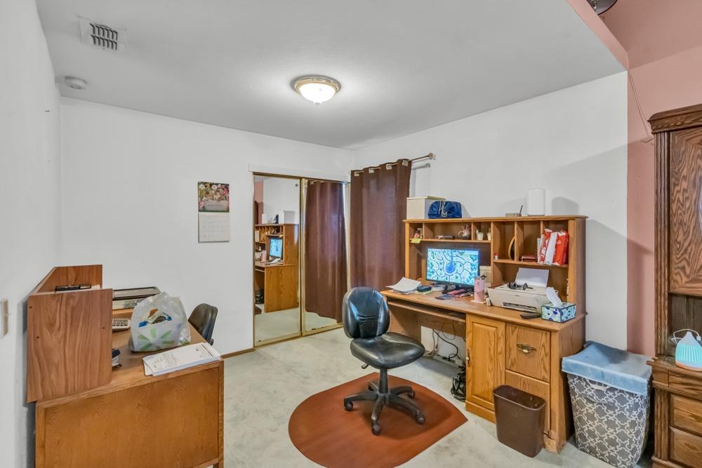 Detail Gallery Image 26 of 40 For 8254 Arroyo Vista Dr, Sacramento,  CA 95823 - 3 Beds | 2 Baths