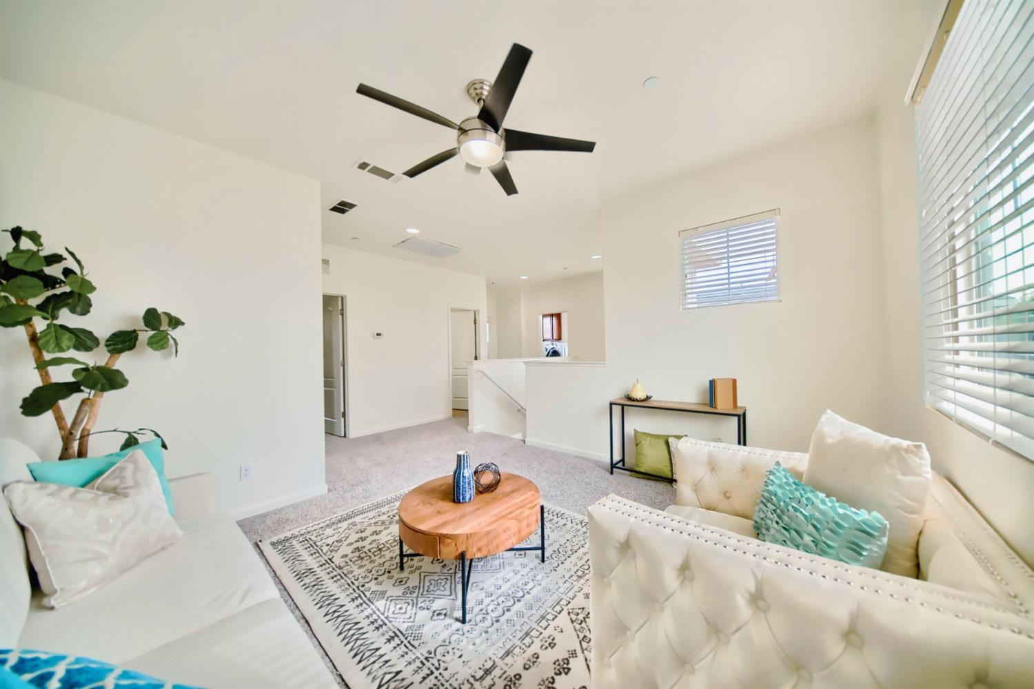 Detail Gallery Image 42 of 89 For 285 W Santa Clara Dr, Mountain House,  CA 95391 - 4 Beds | 3 Baths