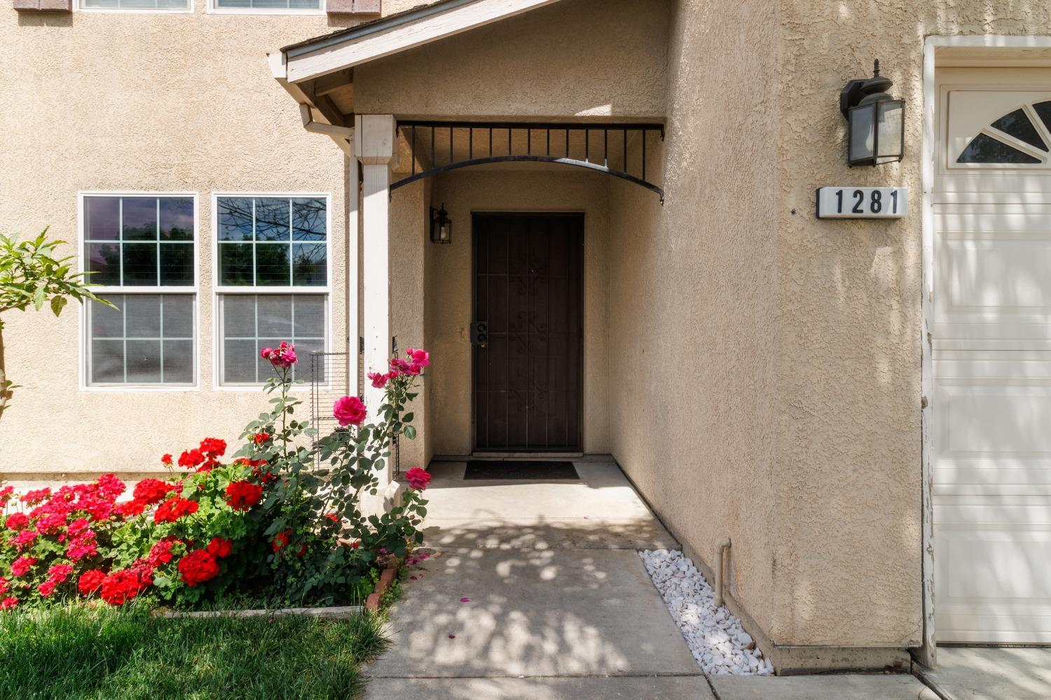 Detail Gallery Image 2 of 17 For 1281 Sunup Dr, Merced,  CA 95348 - 3 Beds | 2/1 Baths