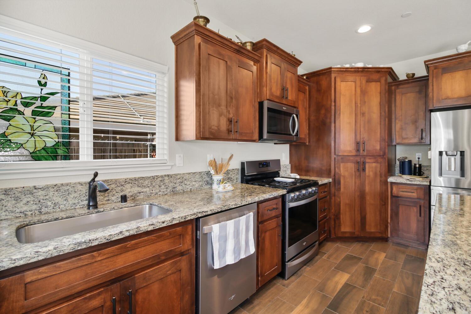 Detail Gallery Image 22 of 60 For 394 Avalon Dr, Ione,  CA 95640 - 3 Beds | 2 Baths