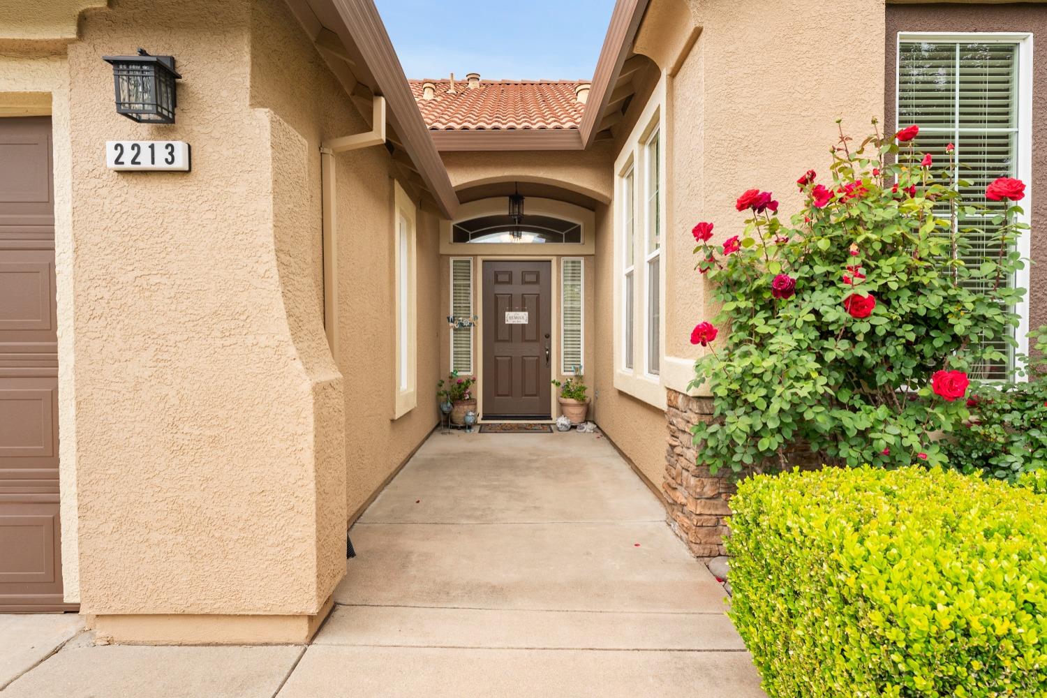 Misty Hollow Drive, Rocklin, California image 3