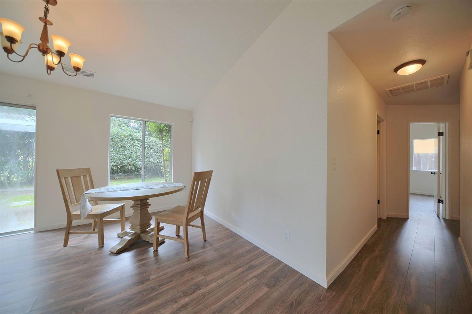 Detail Gallery Image 17 of 83 For 774 Long Barn Dr, Lathrop,  CA 95330 - 3 Beds | 2 Baths