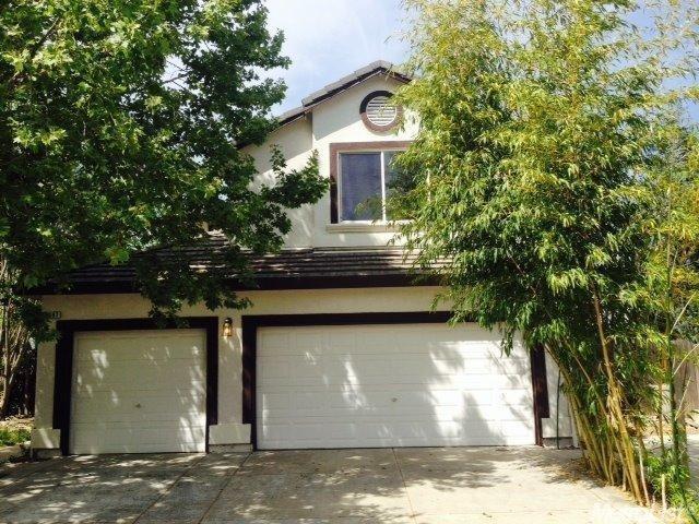 Detail Gallery Image 1 of 8 For 8997 Robbins Rd, Sacramento,  CA 95829 - 4 Beds | 3 Baths