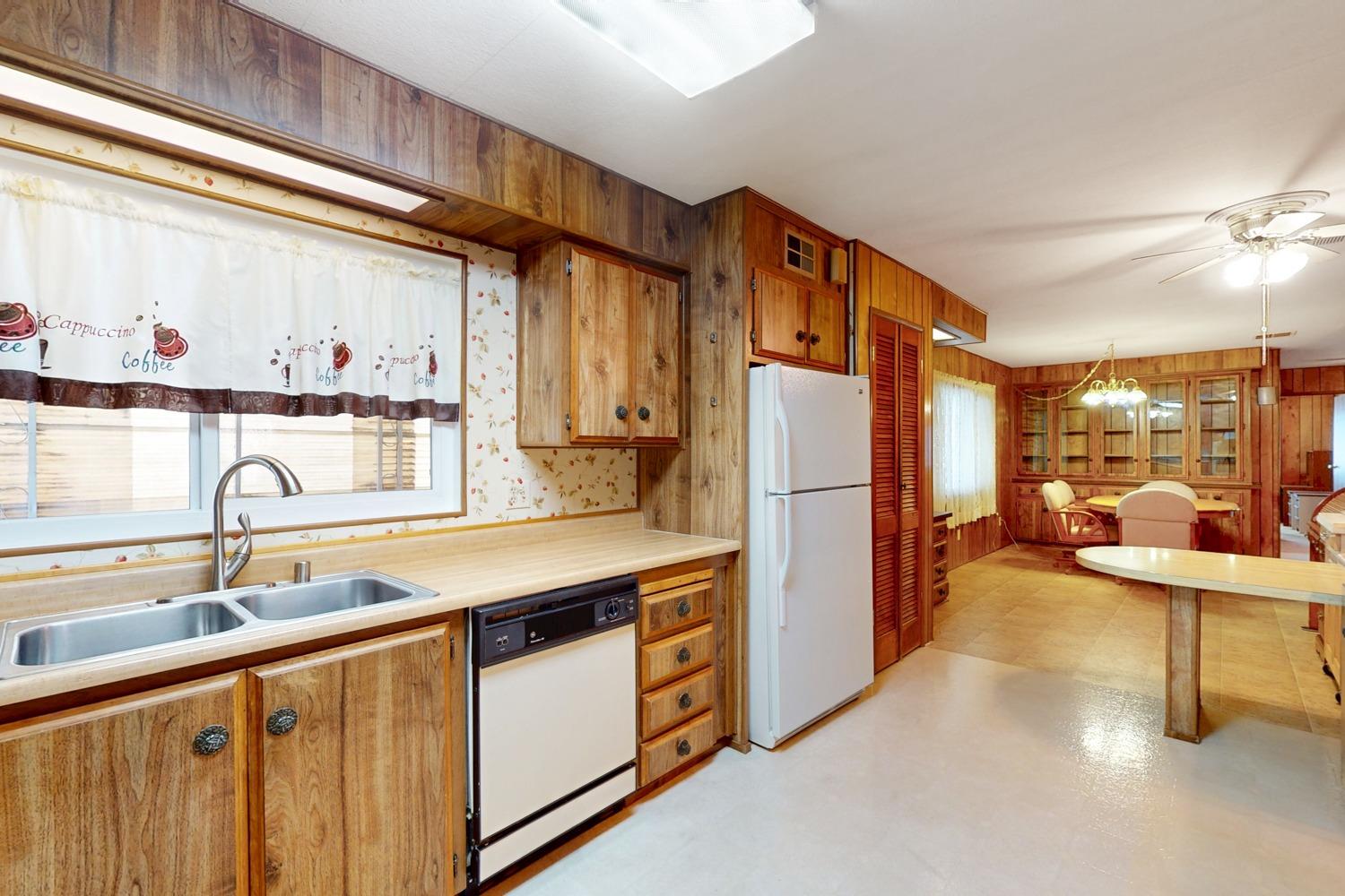 Detail Gallery Image 20 of 45 For 126 El Verano, Yuba City,  CA 95993 - 3 Beds | 2 Baths