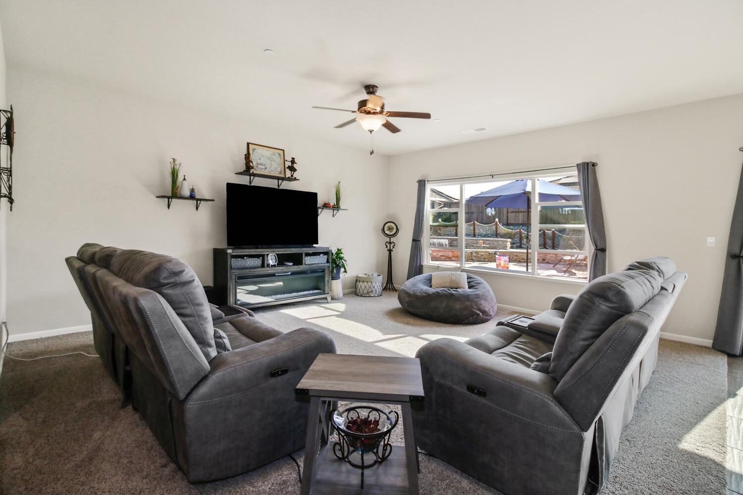Detail Gallery Image 11 of 60 For 394 Avalon Dr, Ione,  CA 95640 - 3 Beds | 2 Baths