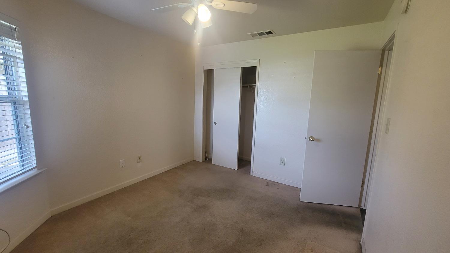 Detail Gallery Image 12 of 25 For 1117 La Mesa, Escalon,  CA 95320 - 3 Beds | 2 Baths