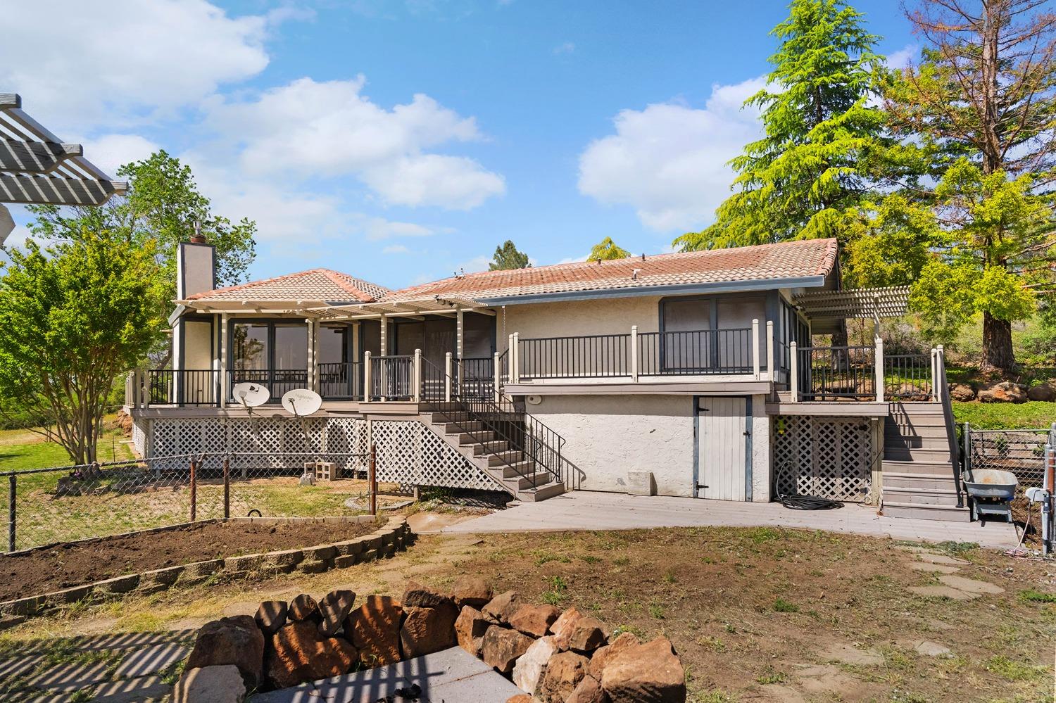 Altatina Drive, Chico, California image 47