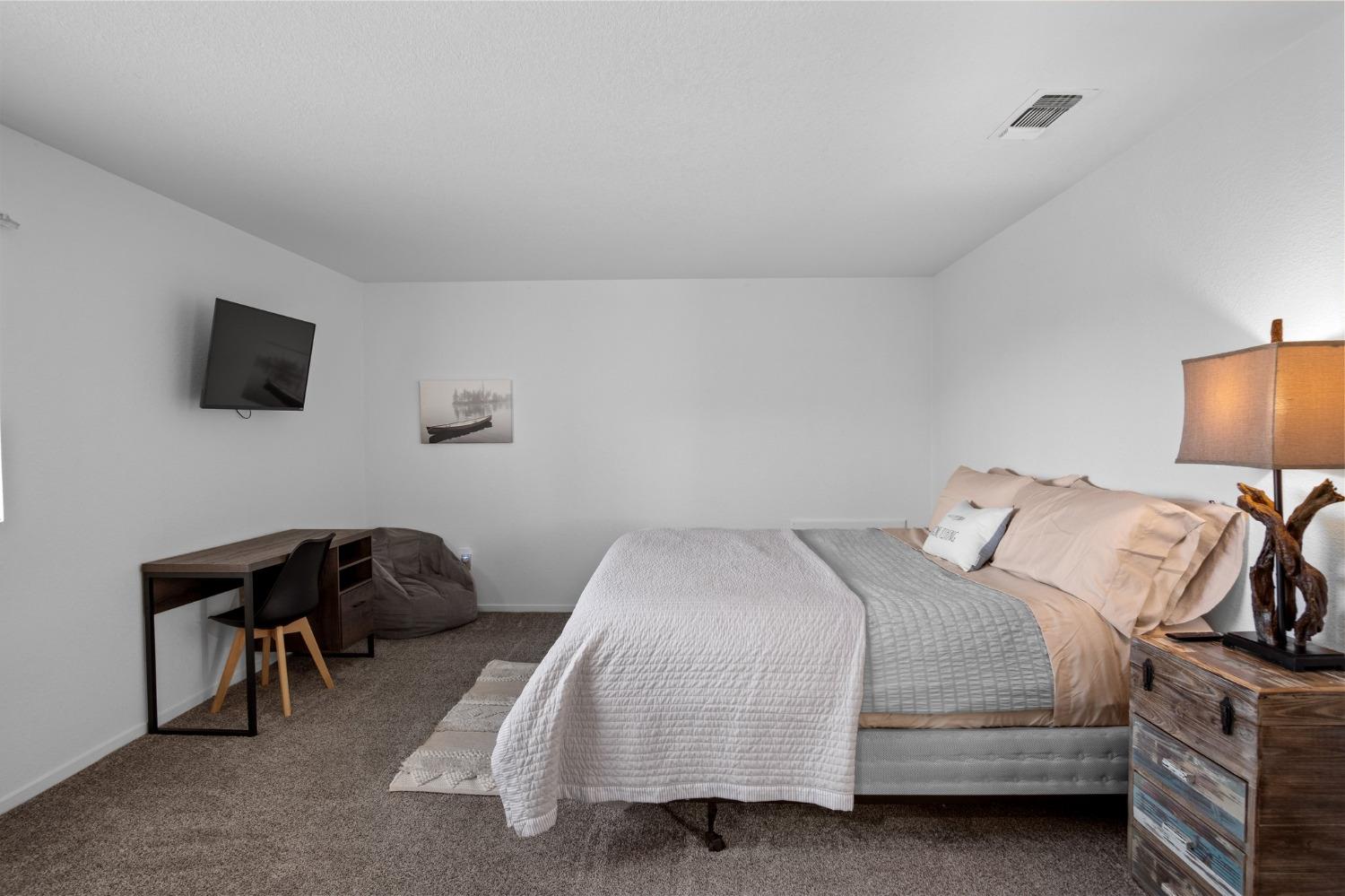 Darpinian Way, Sonora, California image 21