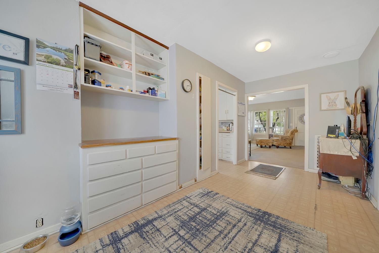 Detail Gallery Image 18 of 72 For 217 S Buena Vista St, Ione,  CA 95640 - 5 Beds | 2 Baths