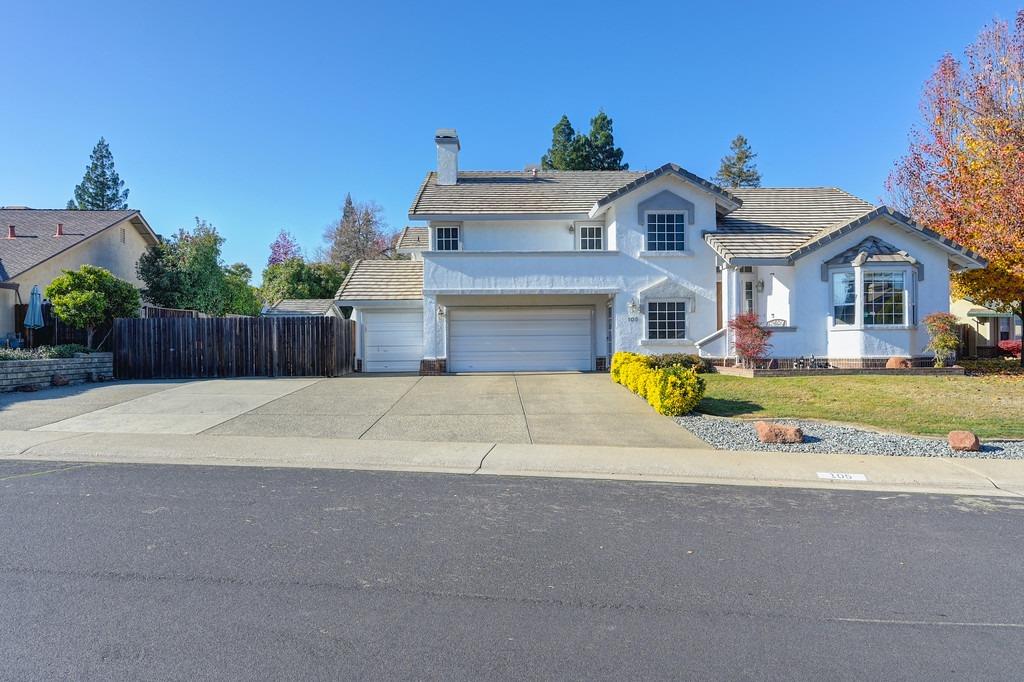 Wellfleet Circle, Folsom, California image 3