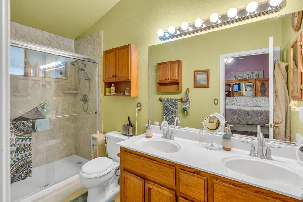 Detail Gallery Image 29 of 40 For 8254 Arroyo Vista Dr, Sacramento,  CA 95823 - 3 Beds | 2 Baths