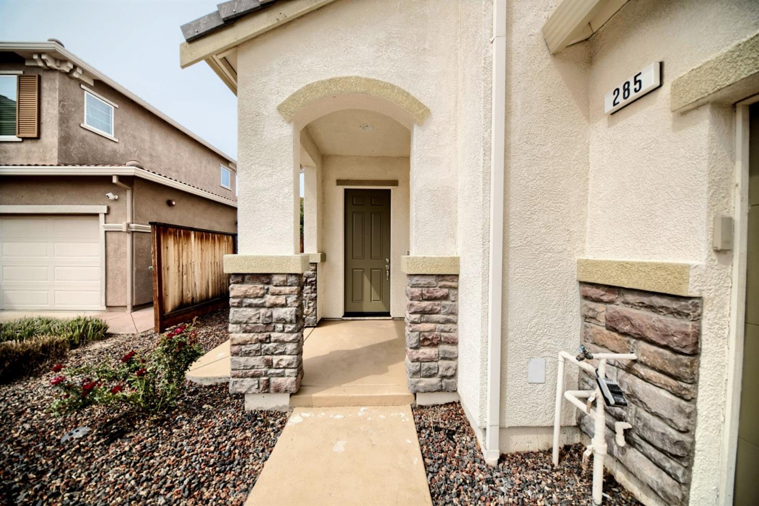 Detail Gallery Image 4 of 89 For 285 W Santa Clara Dr, Mountain House,  CA 95391 - 4 Beds | 3 Baths