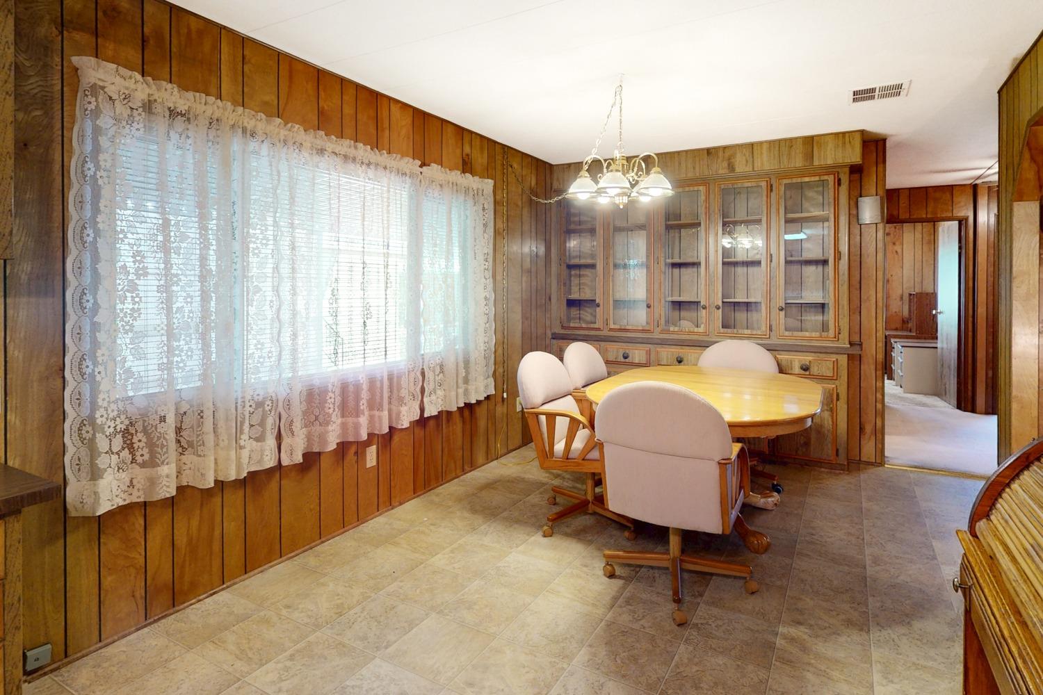 Detail Gallery Image 23 of 45 For 126 El Verano, Yuba City,  CA 95993 - 3 Beds | 2 Baths