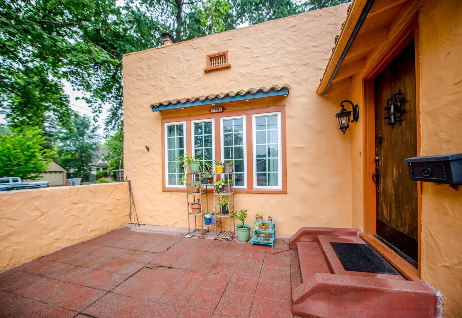Detail Gallery Image 55 of 56 For 750 3rd St, Woodland,  CA 95695 - 3 Beds | 2/1 Baths
