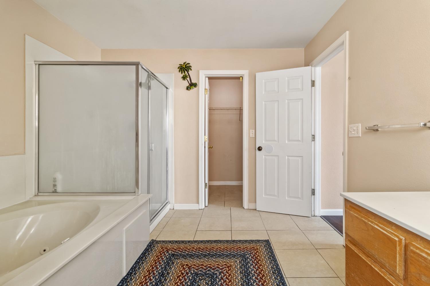 Detail Gallery Image 13 of 17 For 1281 Sunup Dr, Merced,  CA 95348 - 3 Beds | 2/1 Baths