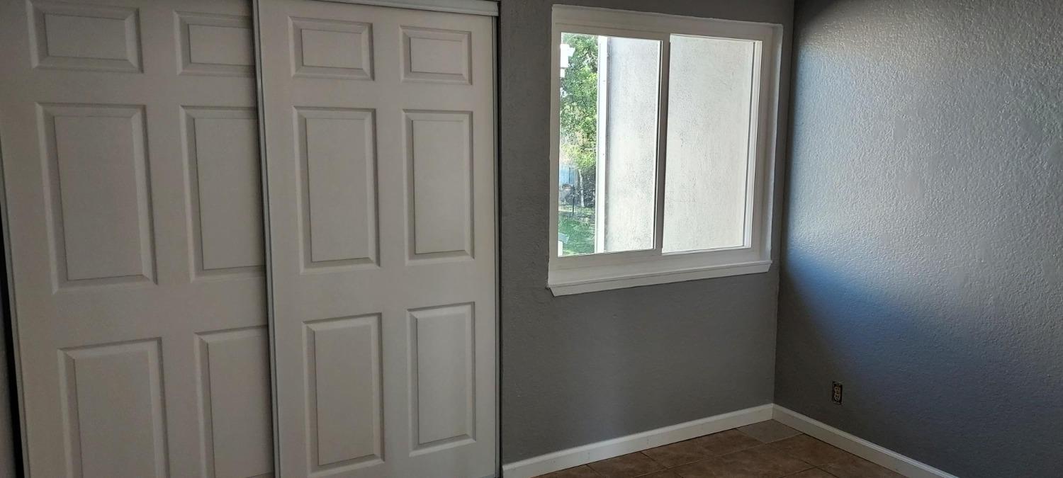 Photo #5: 225053680 Listing: Photo #5