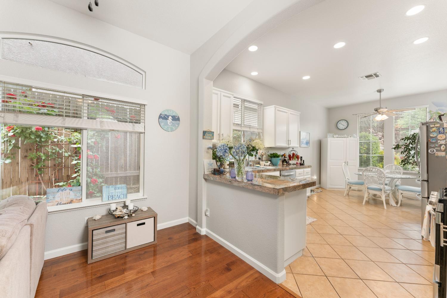 Misty Hollow Drive, Rocklin, California image 12