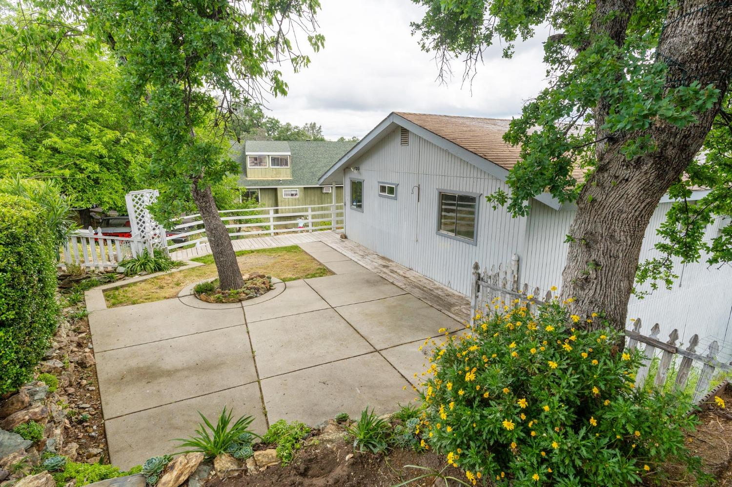 Detail Gallery Image 5 of 37 For 4855 Bayview Dr, Copperopolis,  CA 95228 - 2 Beds | 2 Baths