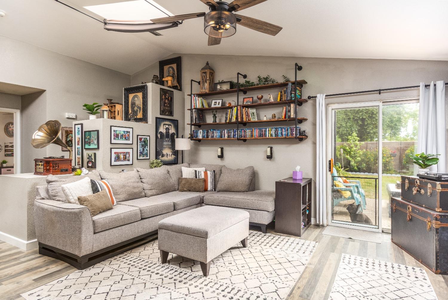 Larkflower Way, Lincoln, California image 4