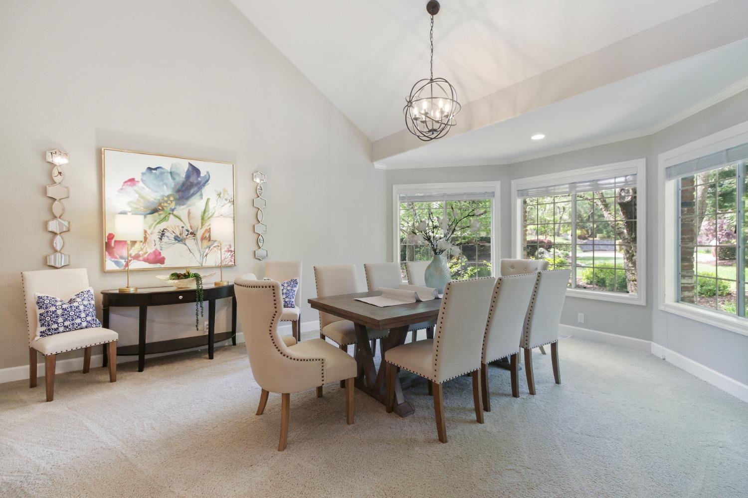 Detail Gallery Image 10 of 92 For 5060 Lexington Cir, Loomis,  CA 95650 - 6 Beds | 5 Baths