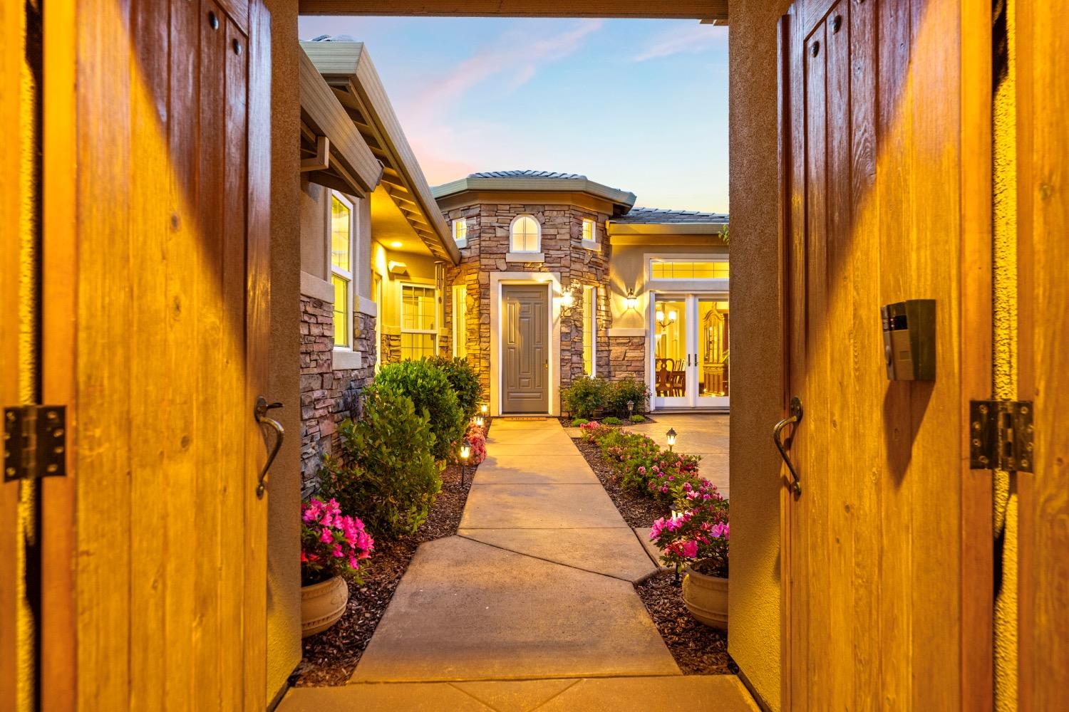 Royal Troon Place, El Dorado Hills, California image 4
