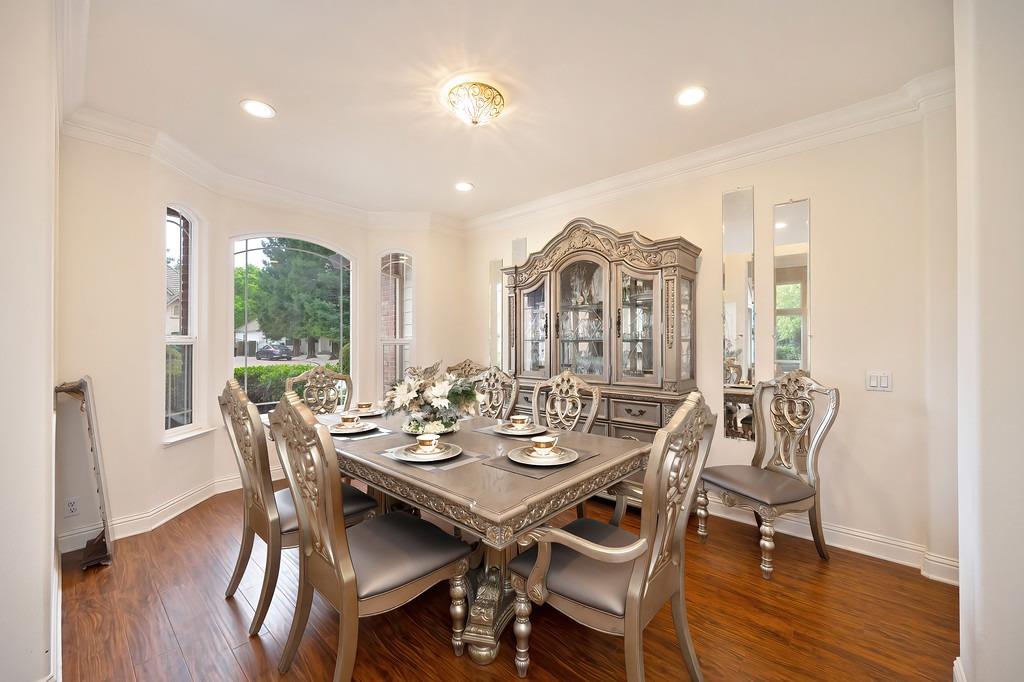 Lawnview Way, Elk Grove, California image 7