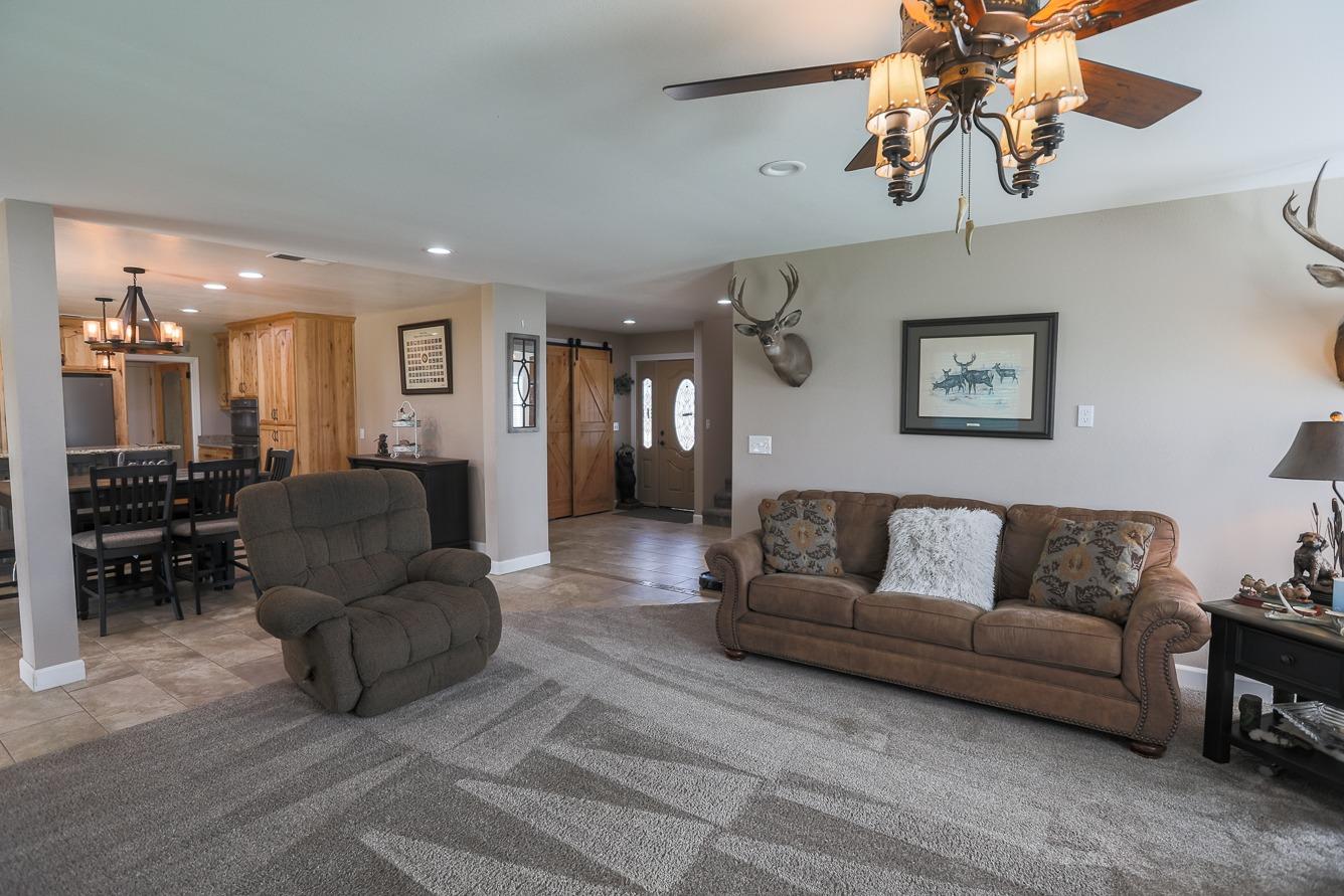 Detail Gallery Image 16 of 67 For 249 Jem Rd, Oroville,  CA 95965 - 5 Beds | 3 Baths
