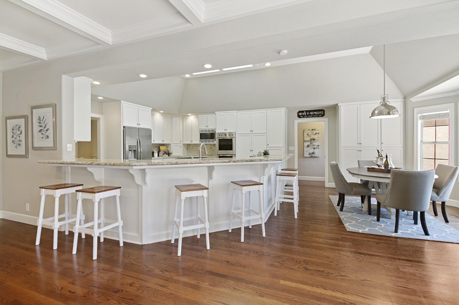 Detail Gallery Image 21 of 92 For 5060 Lexington Cir, Loomis,  CA 95650 - 6 Beds | 5 Baths