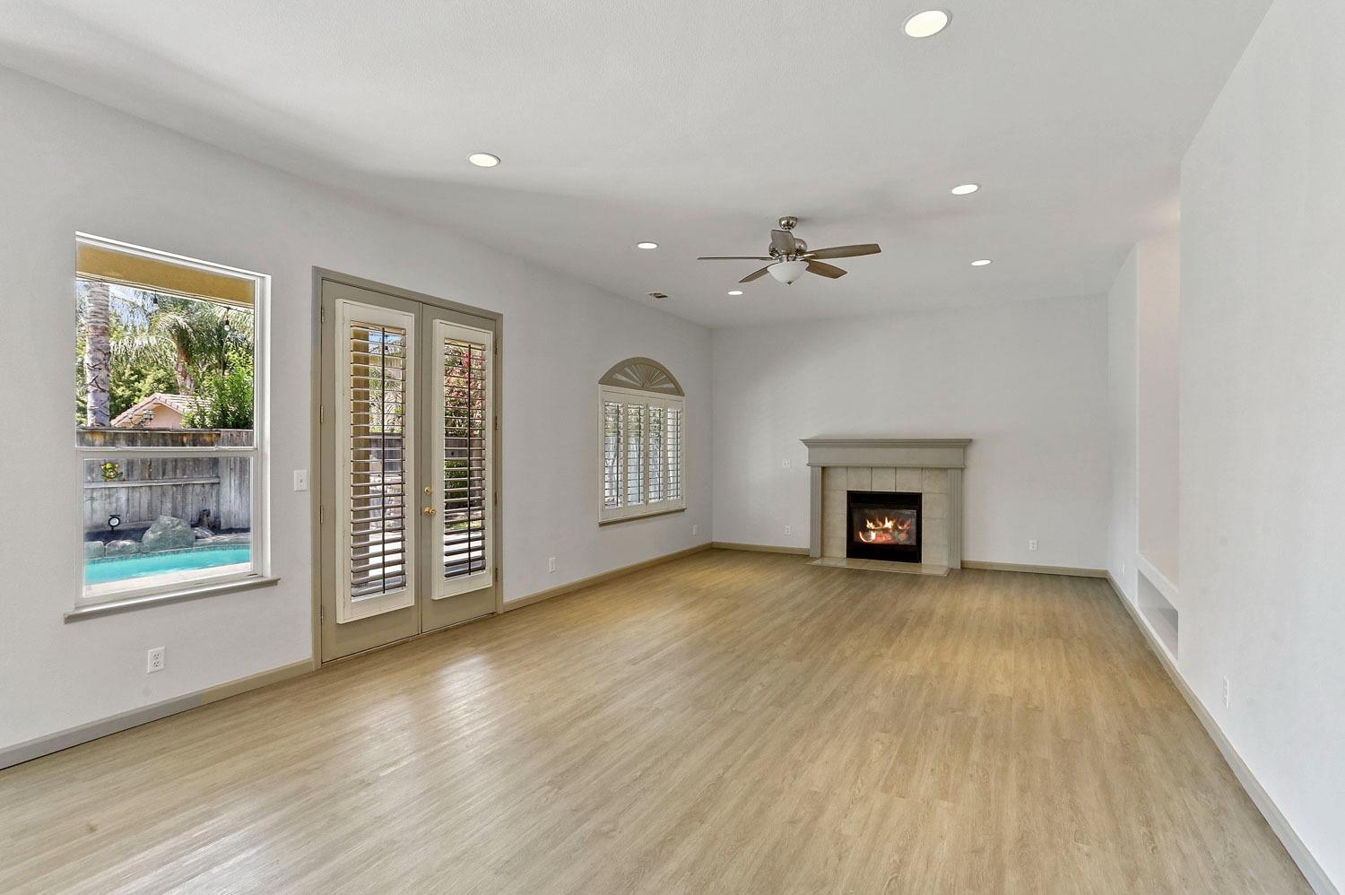 Detail Gallery Image 24 of 64 For 619 Pecan Dr, Ripon,  CA 95366 - 5 Beds | 4 Baths