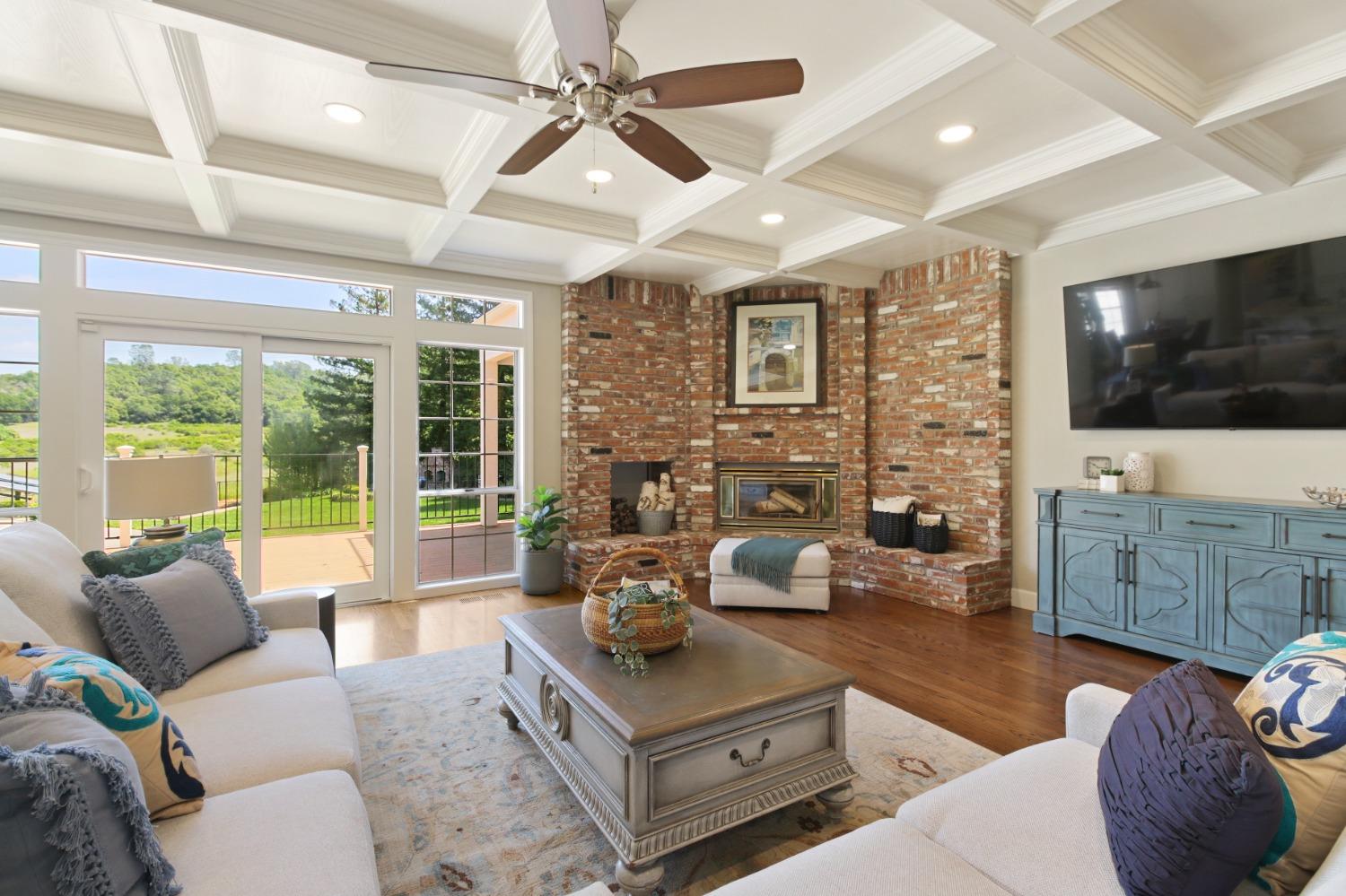 Detail Gallery Image 16 of 92 For 5060 Lexington Cir, Loomis,  CA 95650 - 6 Beds | 5 Baths