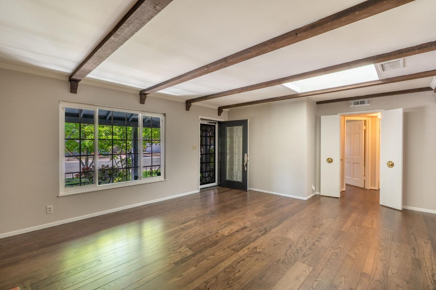 Detail Gallery Image 10 of 39 For 7516 Brentwood Dr, Stockton,  CA 95207 - 3 Beds | 1/1 Baths