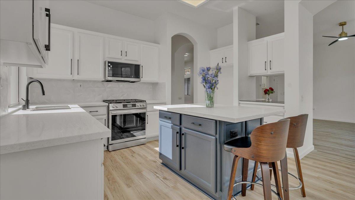 Red Willow Lane, Roseville, California image 13