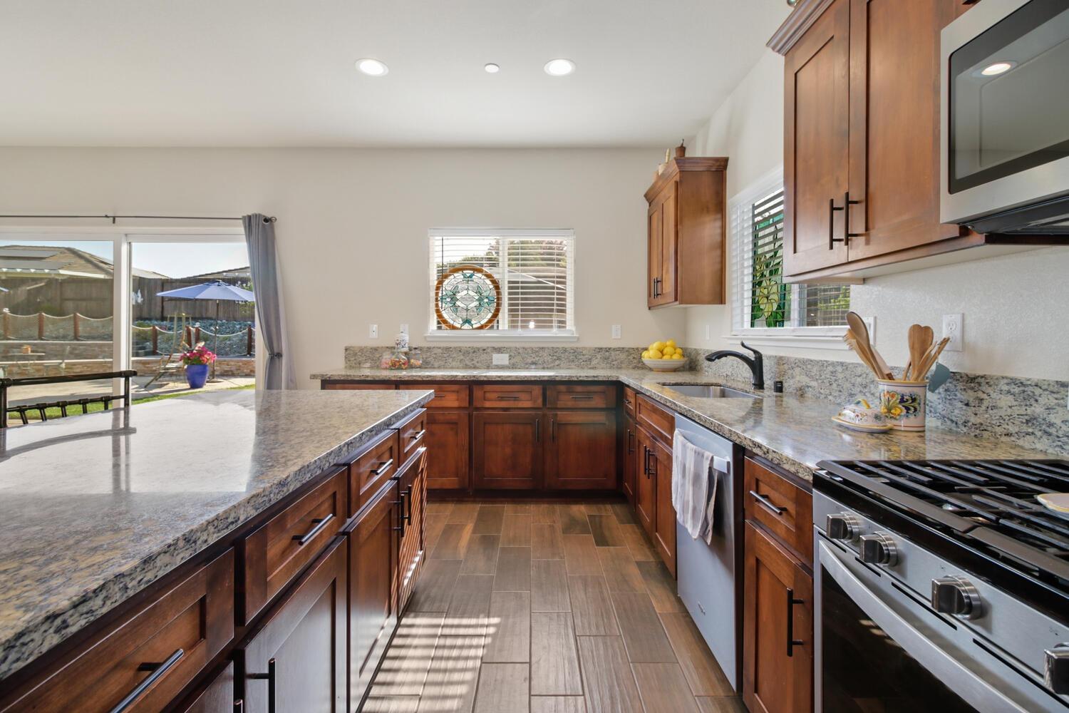Detail Gallery Image 21 of 60 For 394 Avalon Dr, Ione,  CA 95640 - 3 Beds | 2 Baths