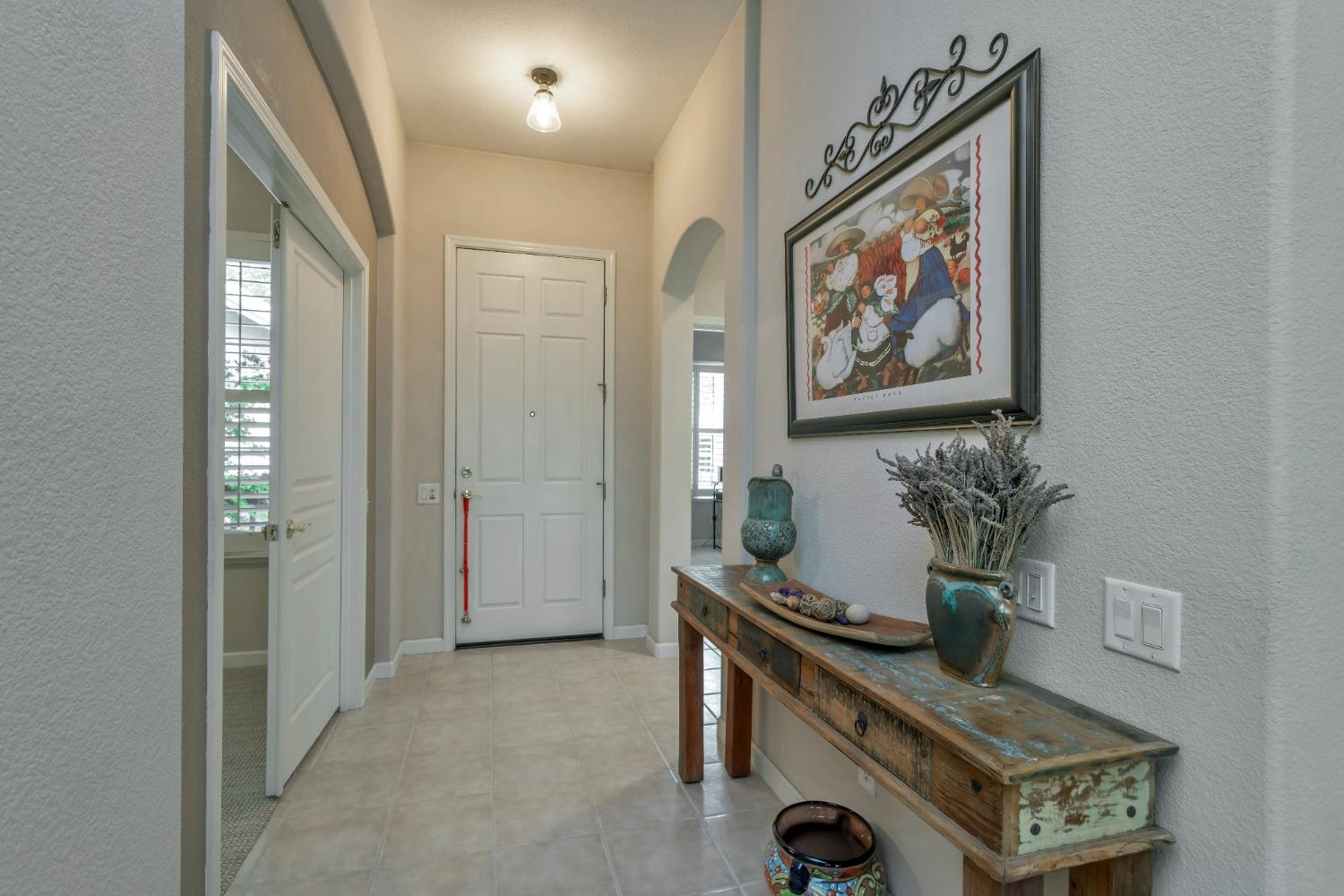 Tahoe Vista Drive, Rocklin, California image 4