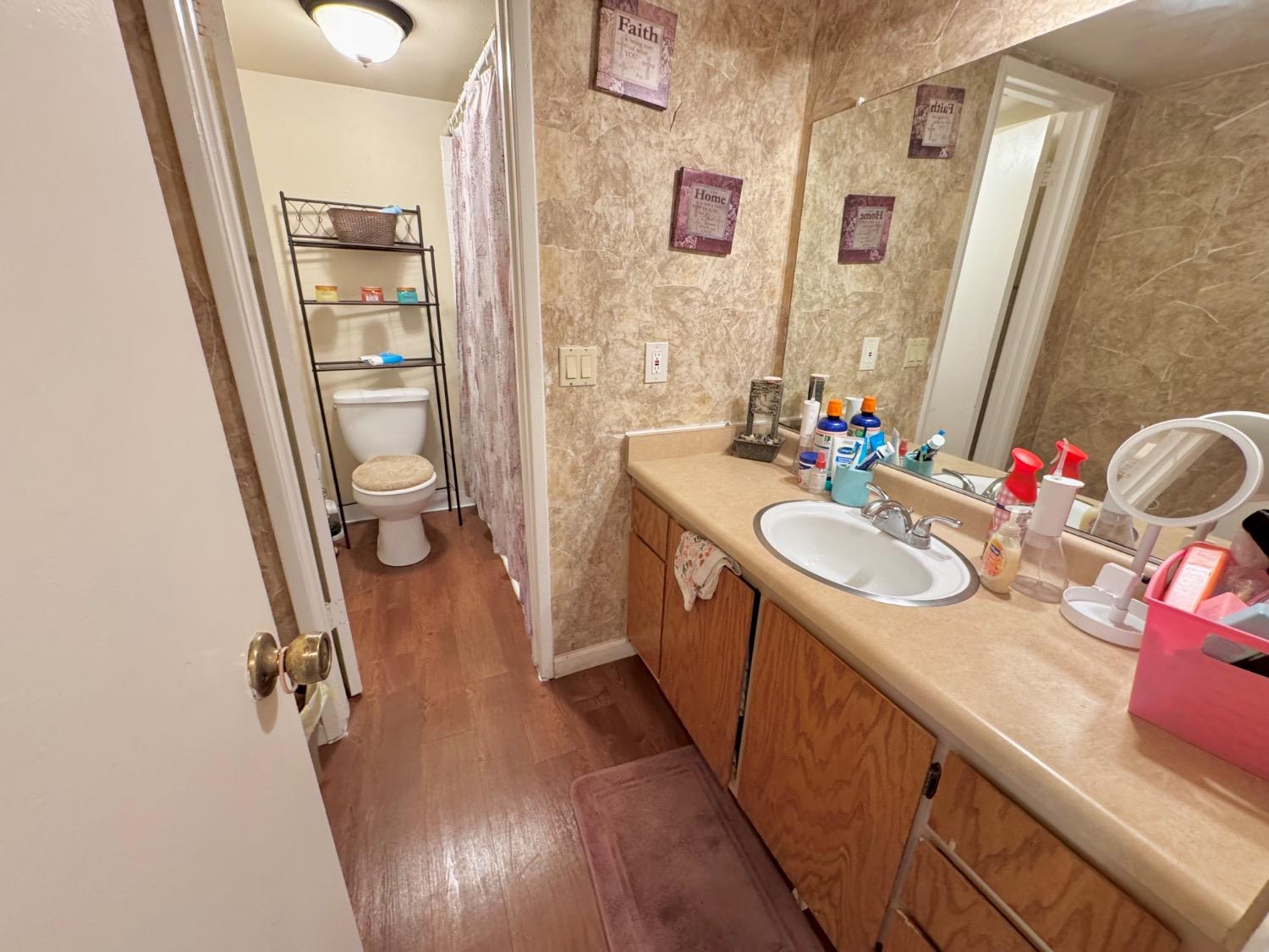 Photo #7: 225054032 Listing: Photo #7